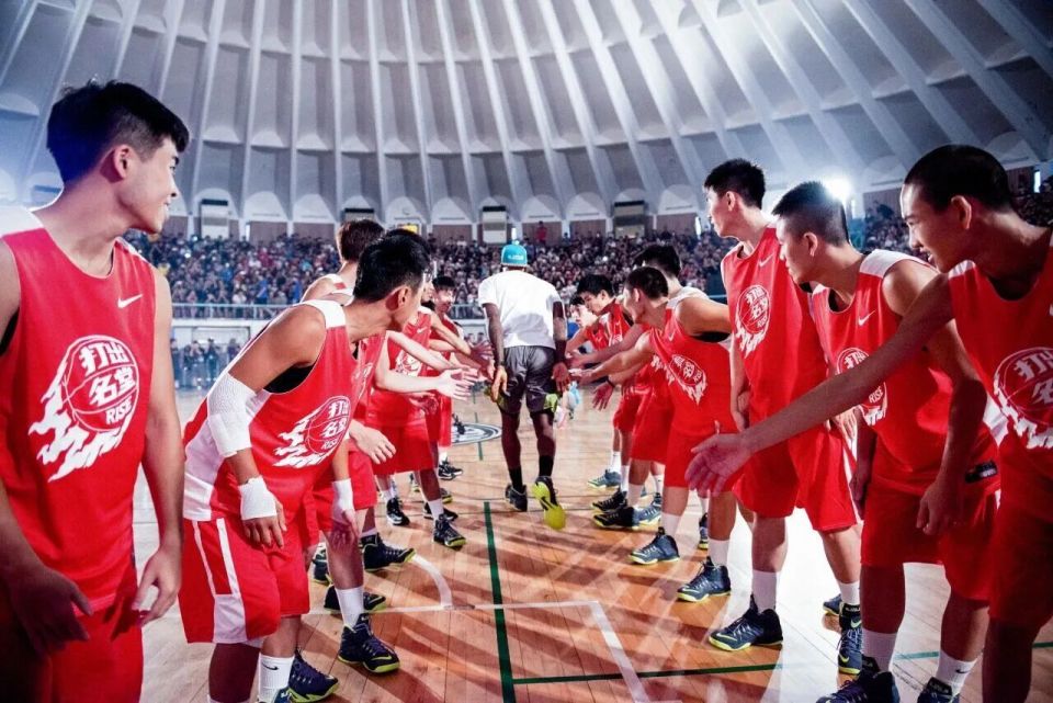 传奇加冕, inews, 展览记载着 传奇加冕, inews, 展览记载着