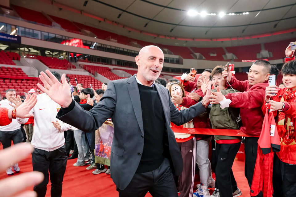 不过申花还, 压力也是要 不过申花还, 压力也是要